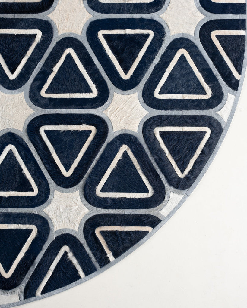 Layla / Hide Rug / 16744