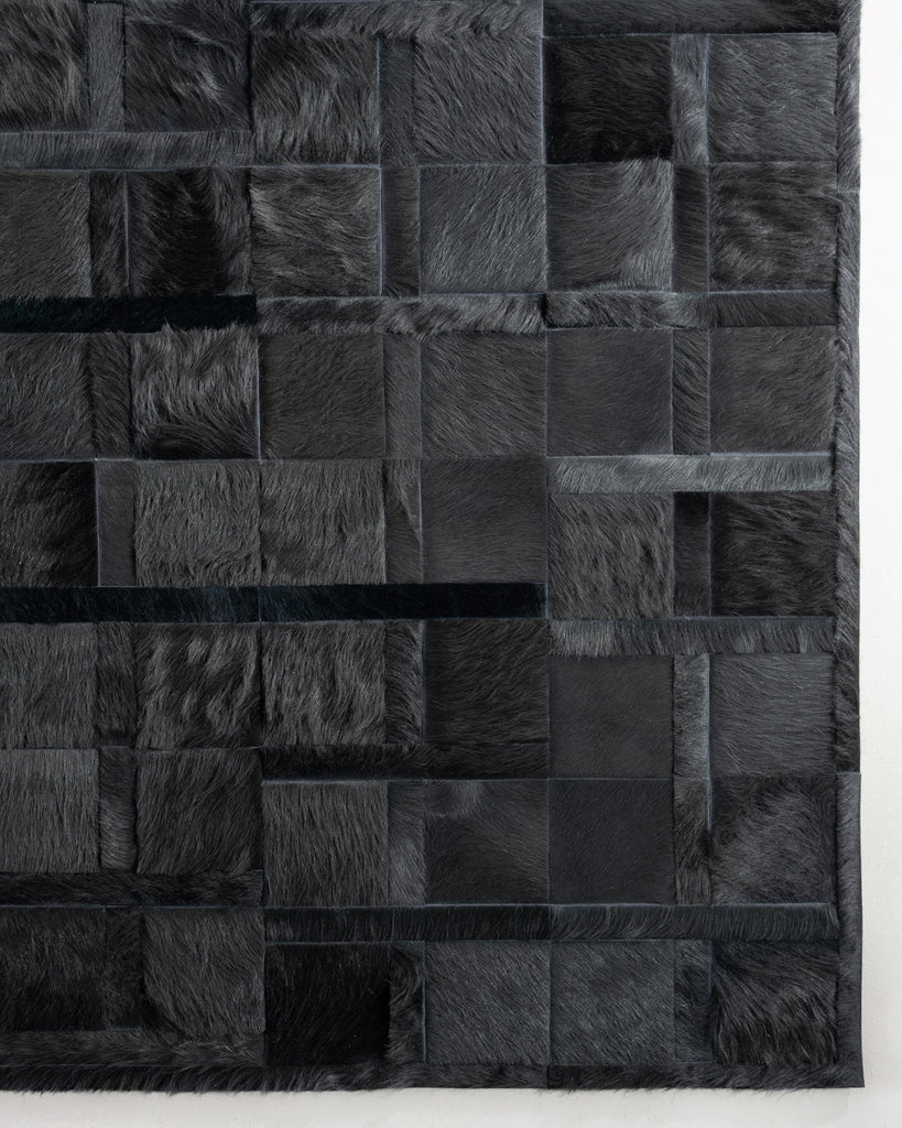 Crossfire / Hide Rug / 17473