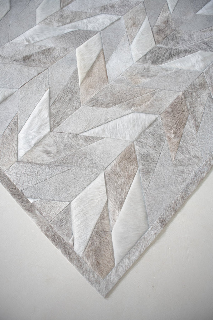Lance / Hide Rug / 15478