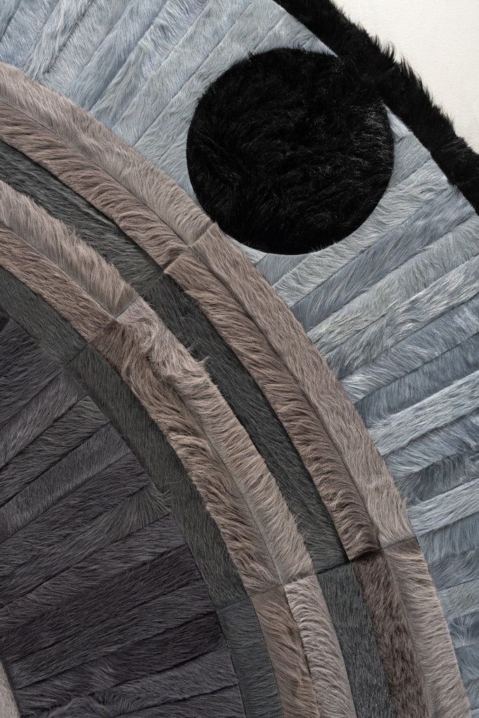 Atlas / Hide Rug / 22652