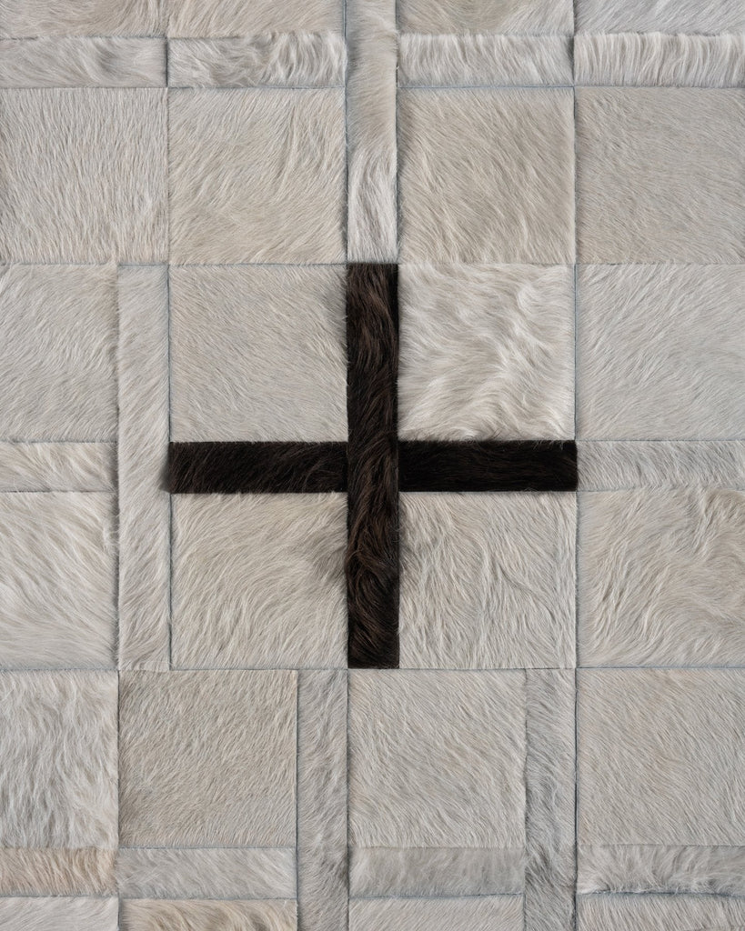 Crossfire / Hide Rug / 16541