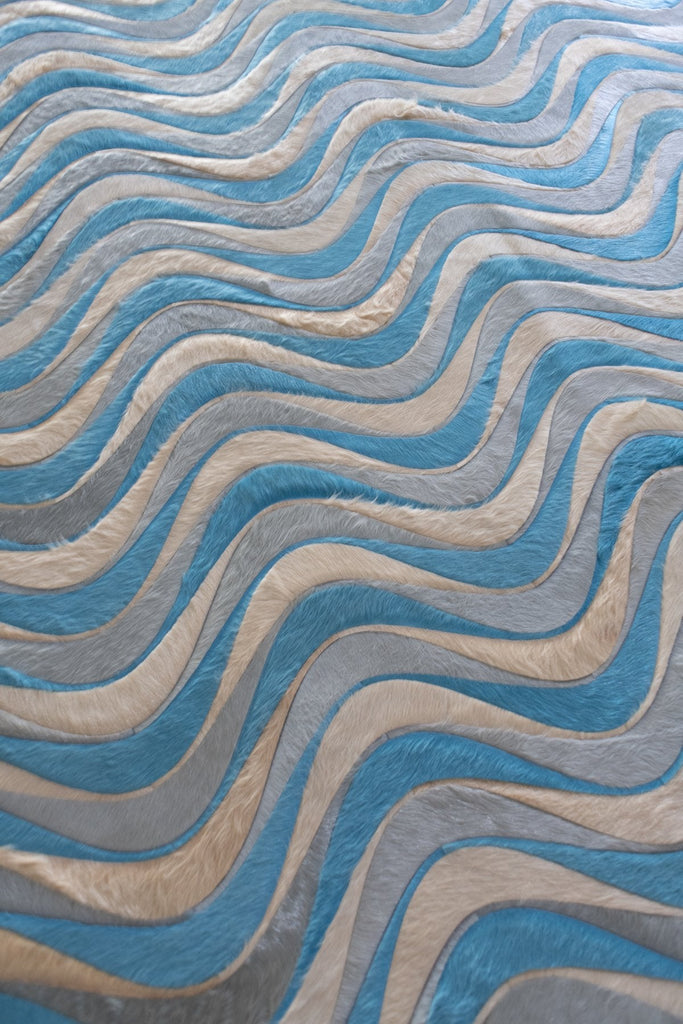 Flow / Hide Rug / 15215