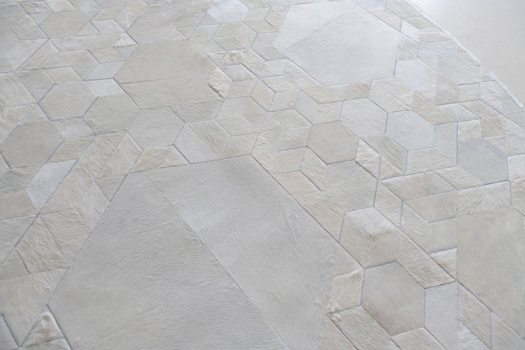 Shatter / Hide Rug / 15308