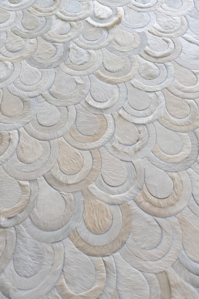 Shift / Hide Rug / 15420