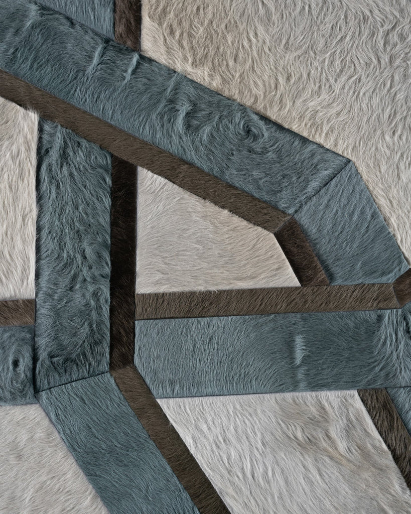 Vertigo / Hide Rug / 17075