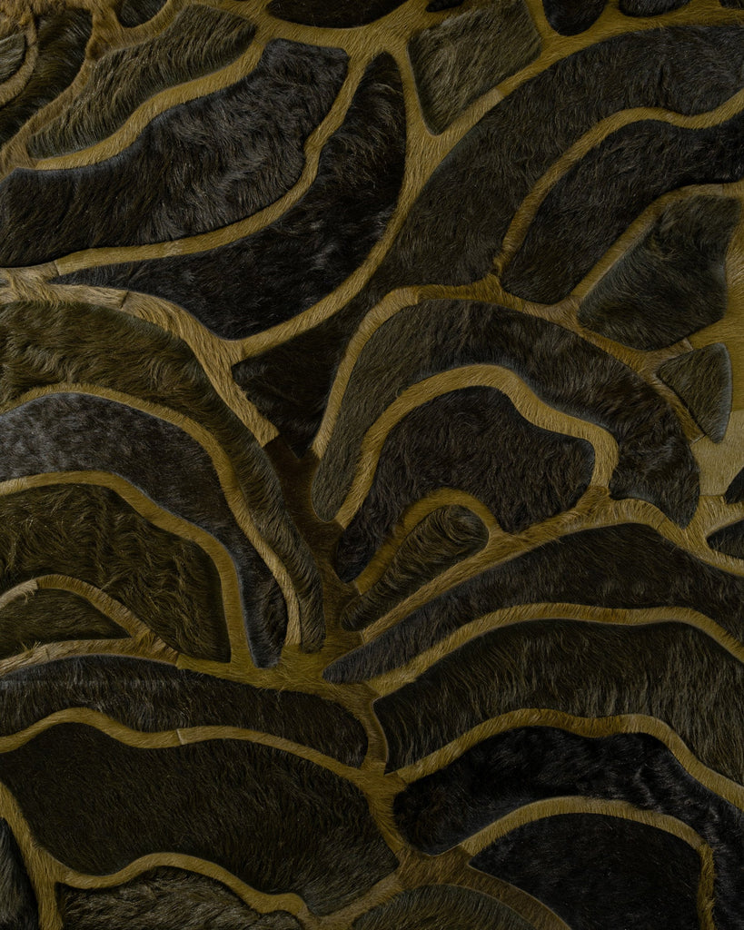 Bloom / Hide Rug / 17496
