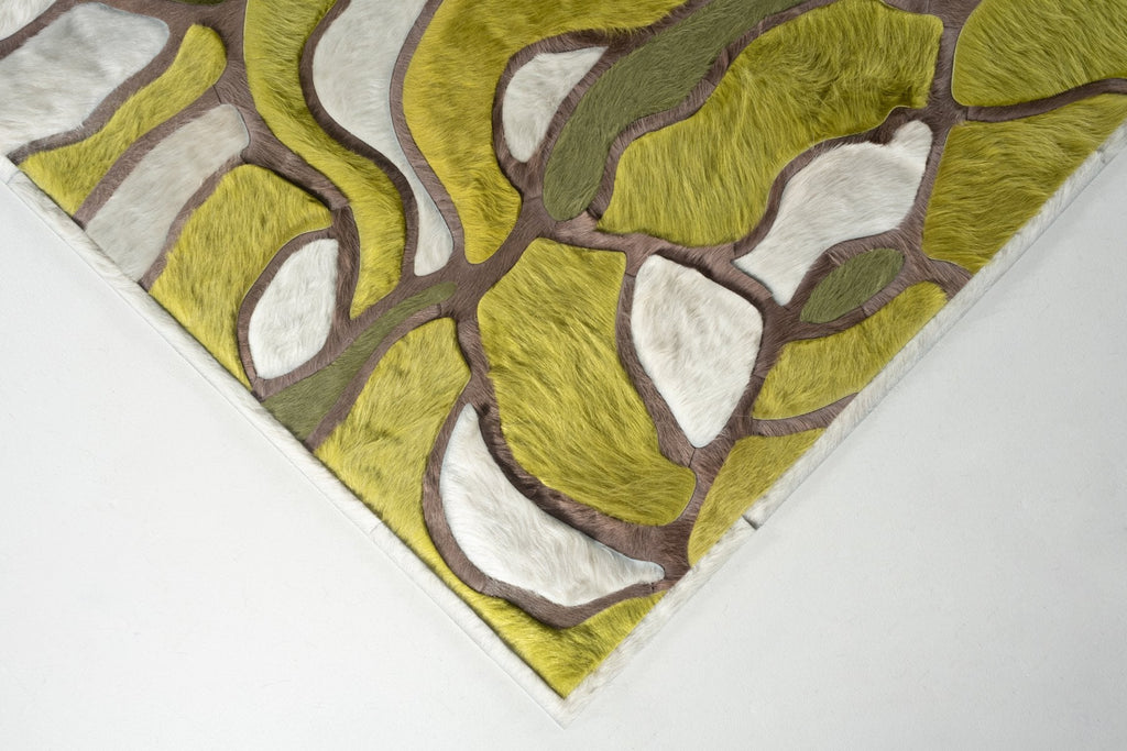 Bloom / Hide Rug / 15983
