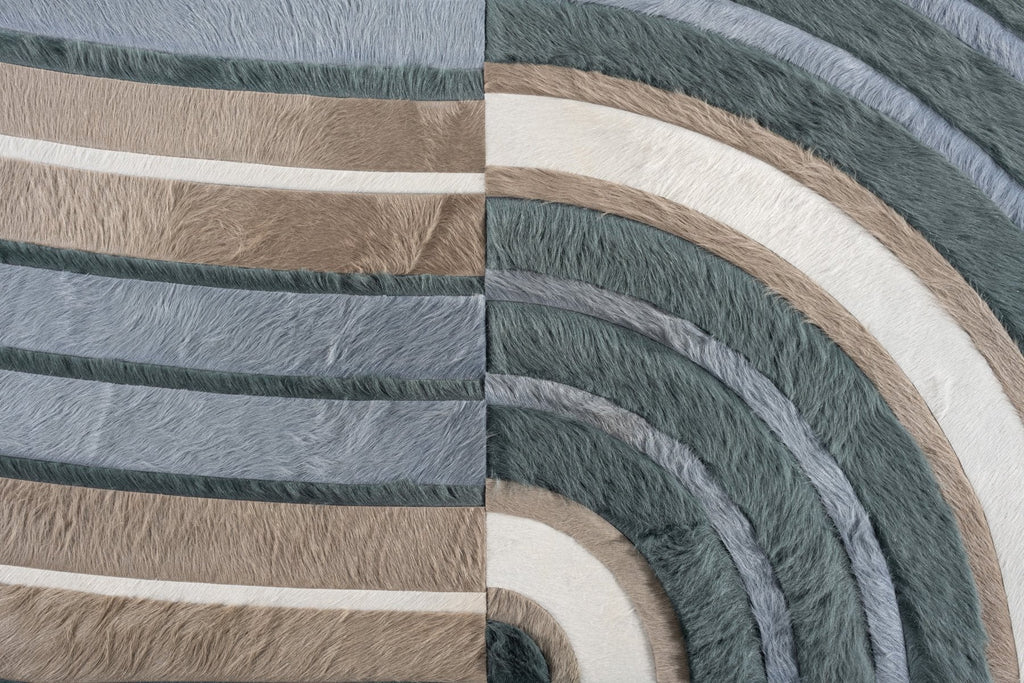 Meridian / Hide Rug / 15696