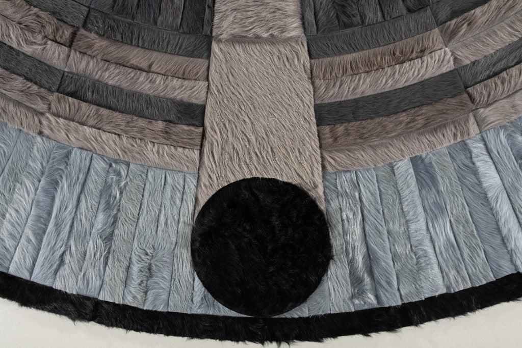 Atlas / Hide Rug / 22652