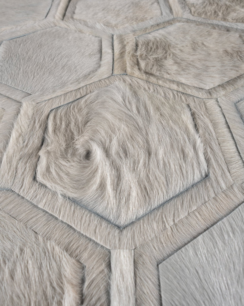 Moonglow / Hide Rug / 17073