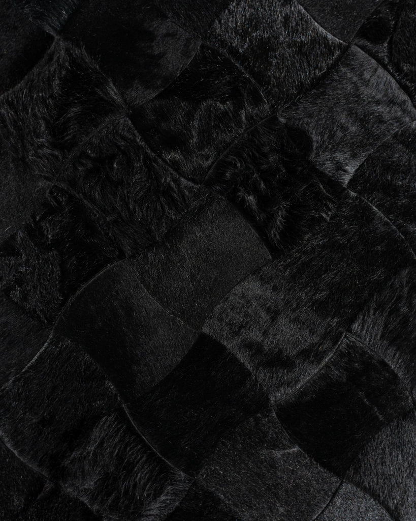 Mot / Hide Rug / 17325