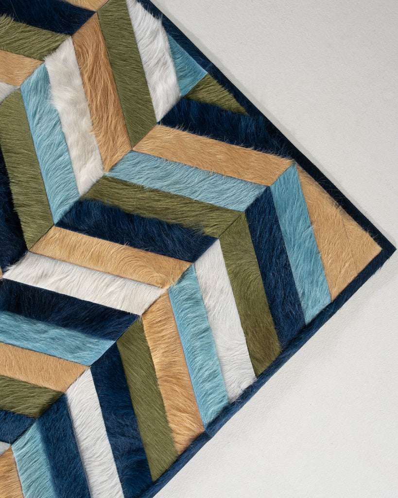 Mr. Crowley / Hide Rug / 17141