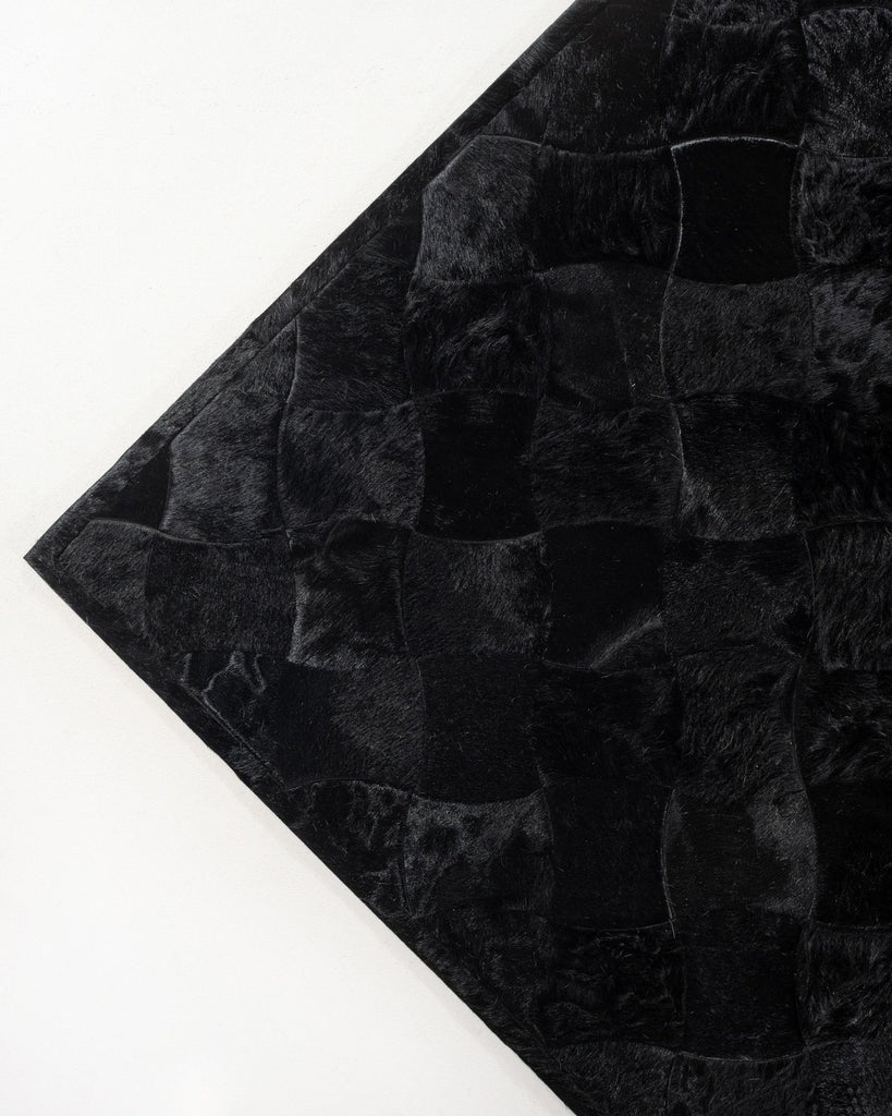 Mot / Hide Rug / 17325