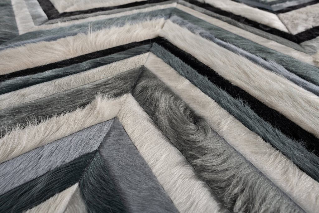 Custom / Hide Rug / 16825
