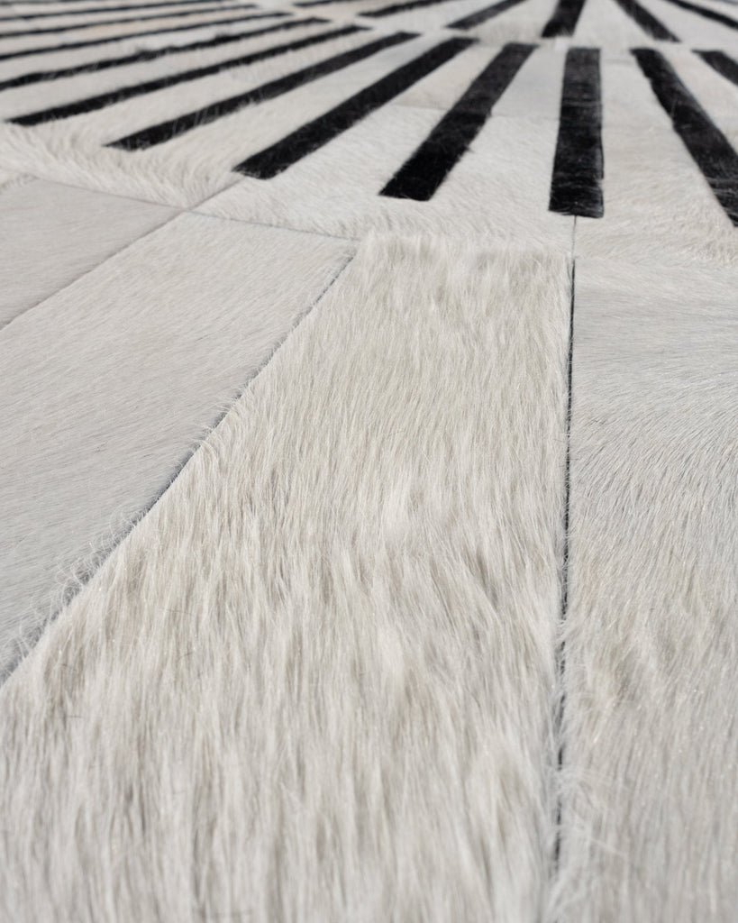 Custom / Hide Rug / 16940