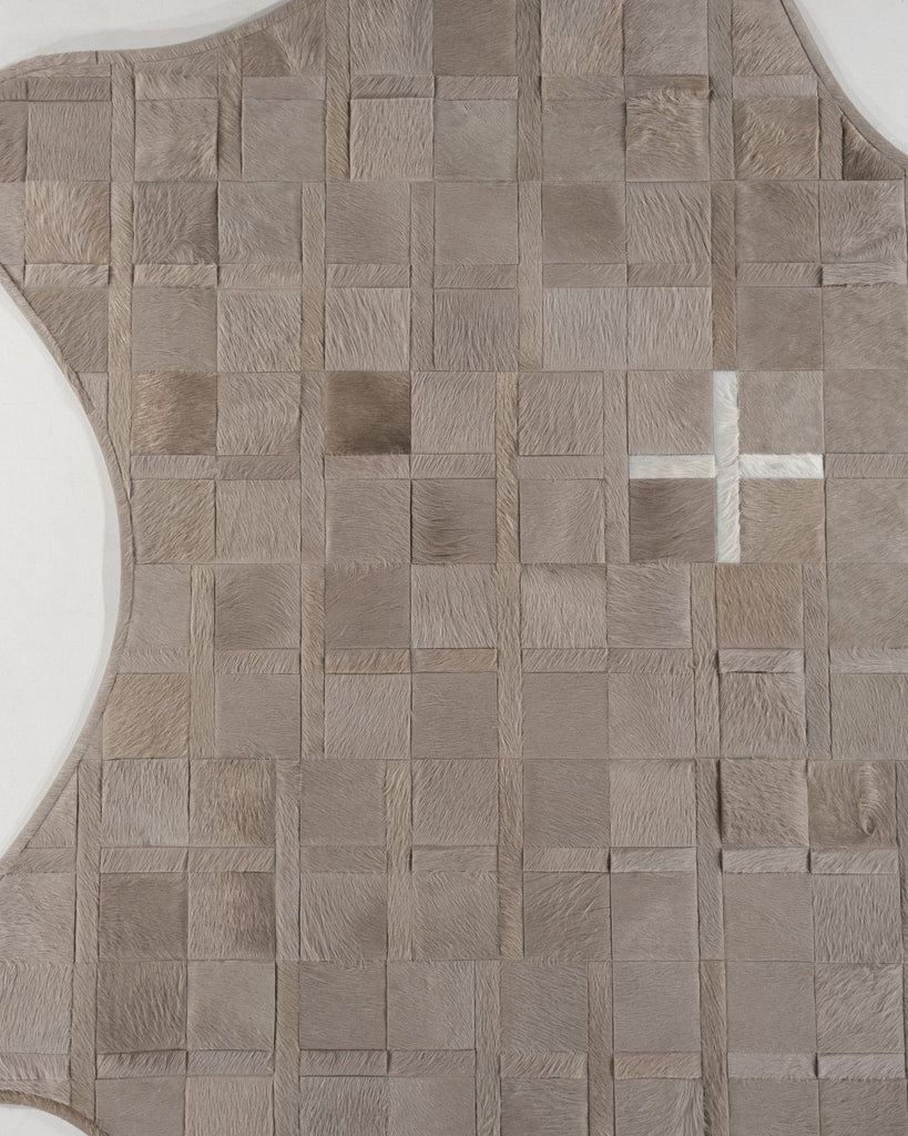 Crossfire / Hide Rug / 16798