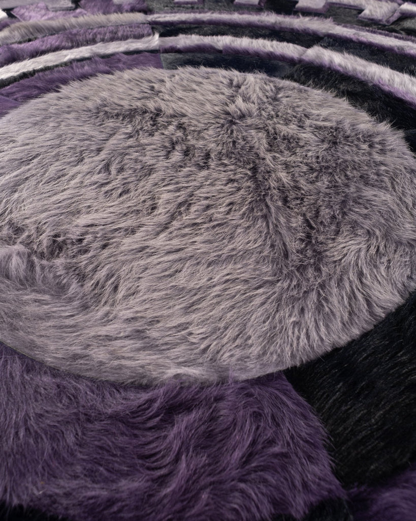 Moderne / Hide Rug / 17808