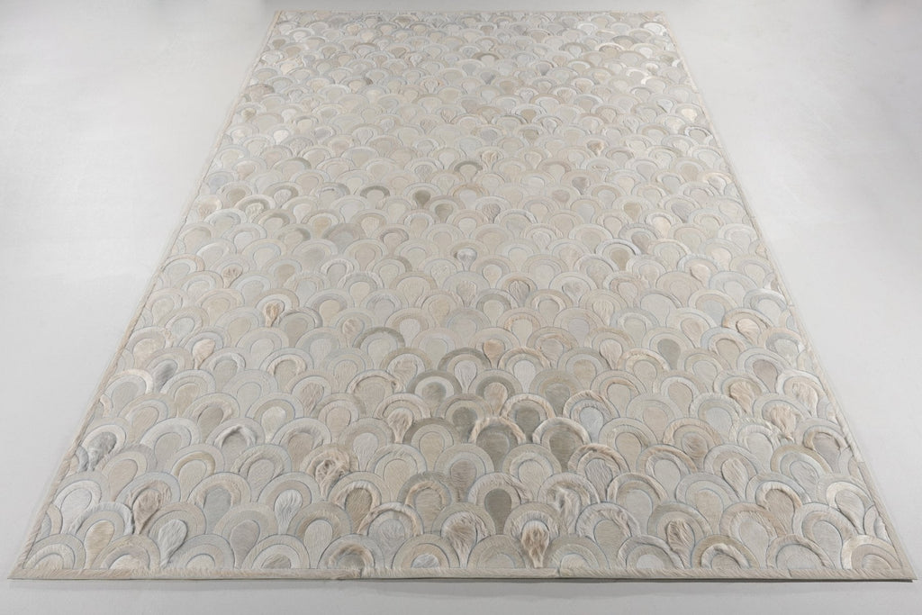 Shift / Hide Rug / 15755
