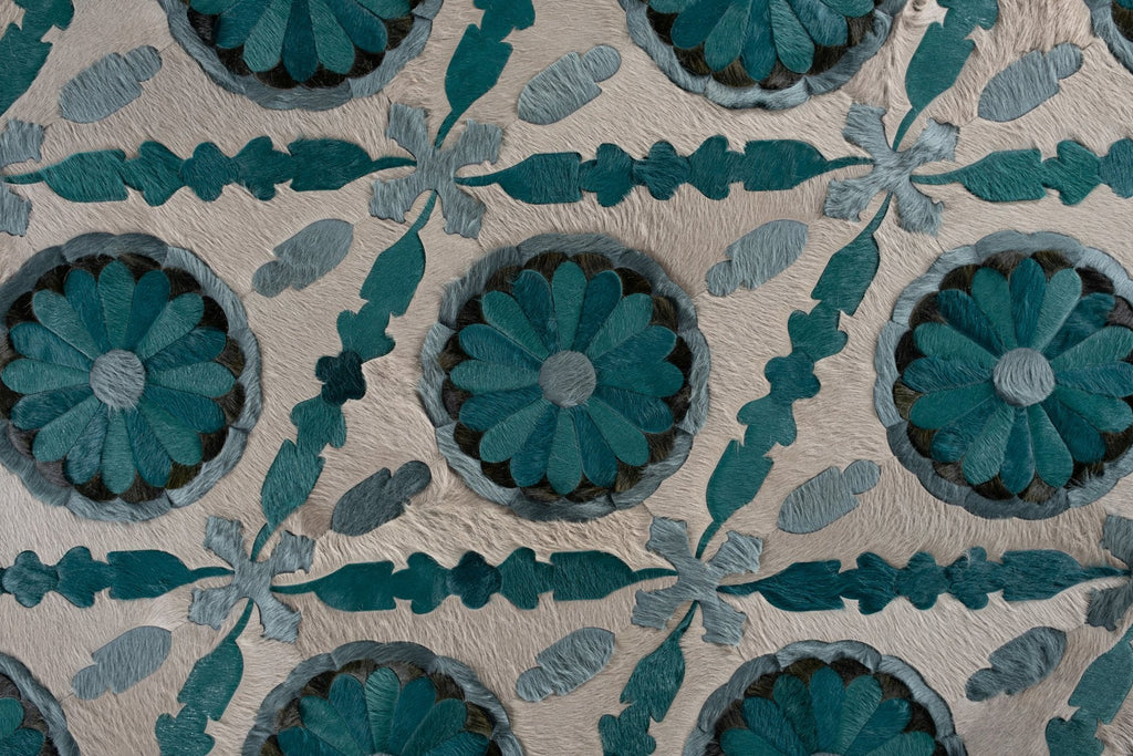 Aubusson / Hide Rug / 16036