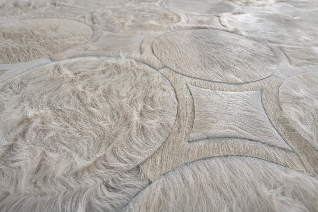 Loop / Hide Rug / 16178