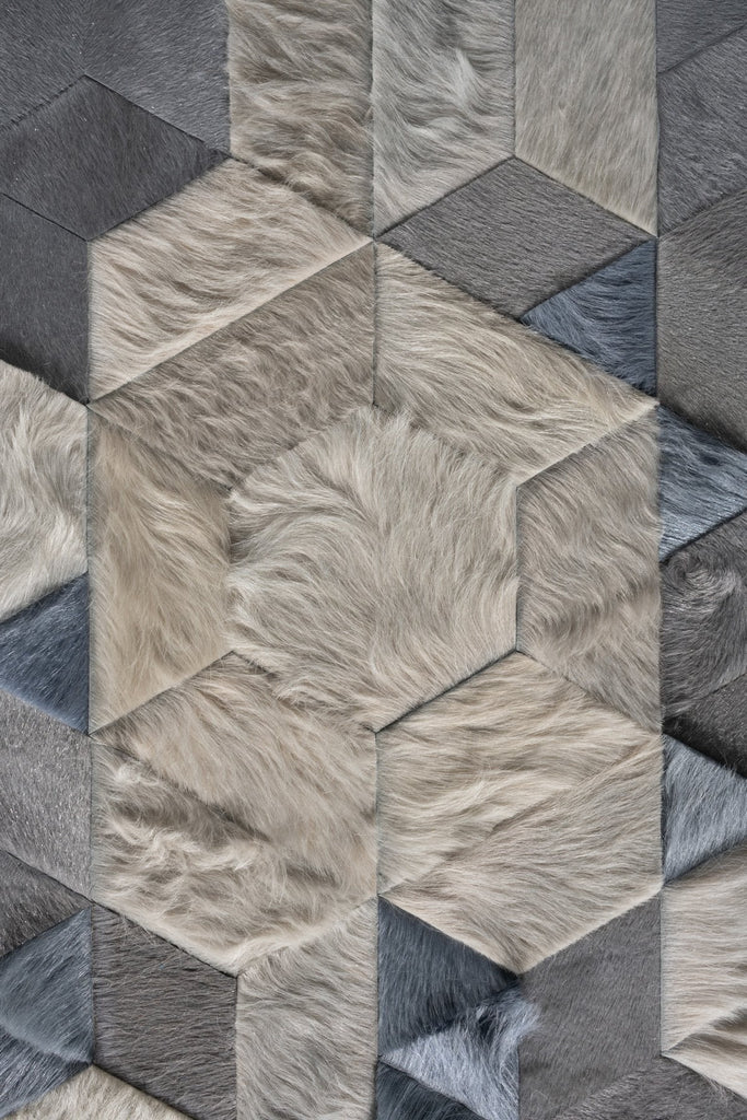 Shatter / Hide Rug / 17046