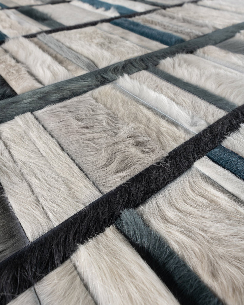 Four Seasons / Hide Rug / 15856