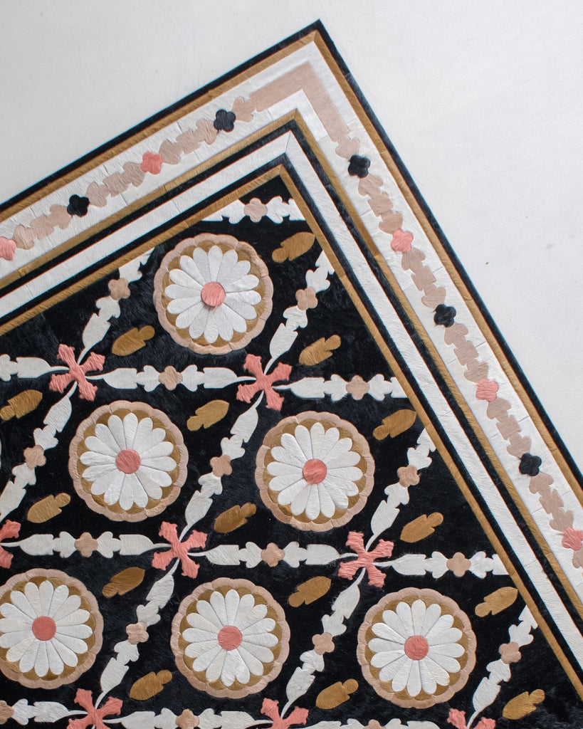 Aubusson / Hide Rug / 15319