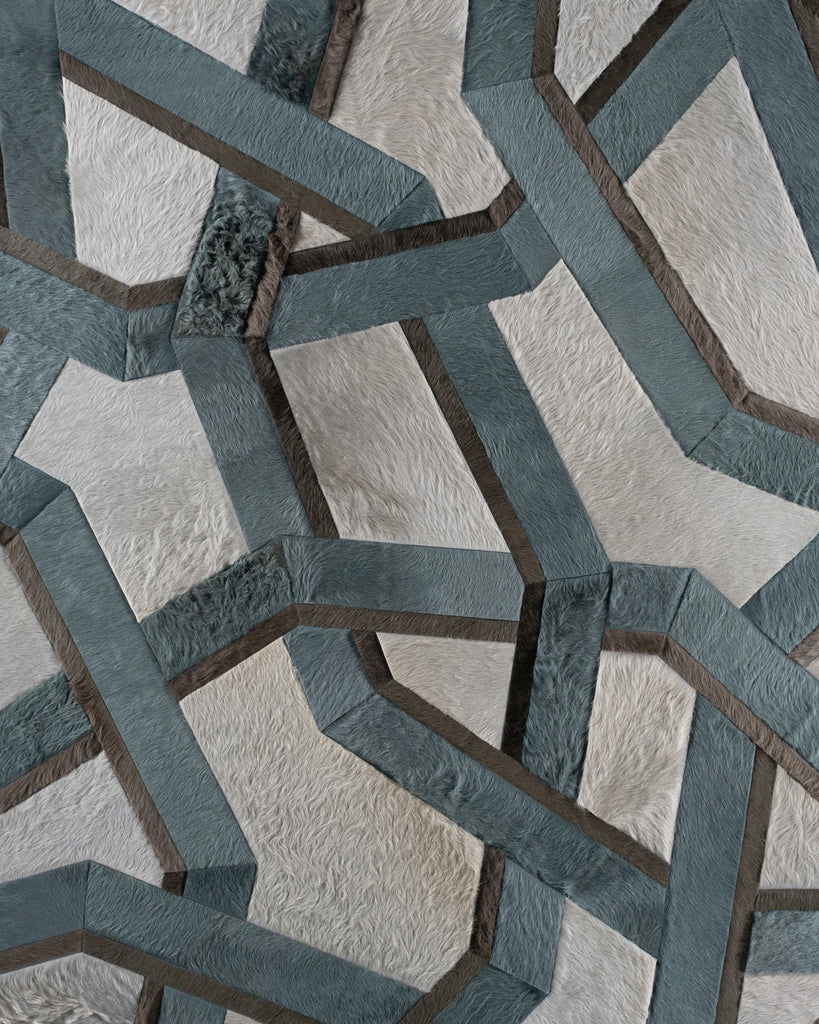Vertigo / Hide Rug / 17075