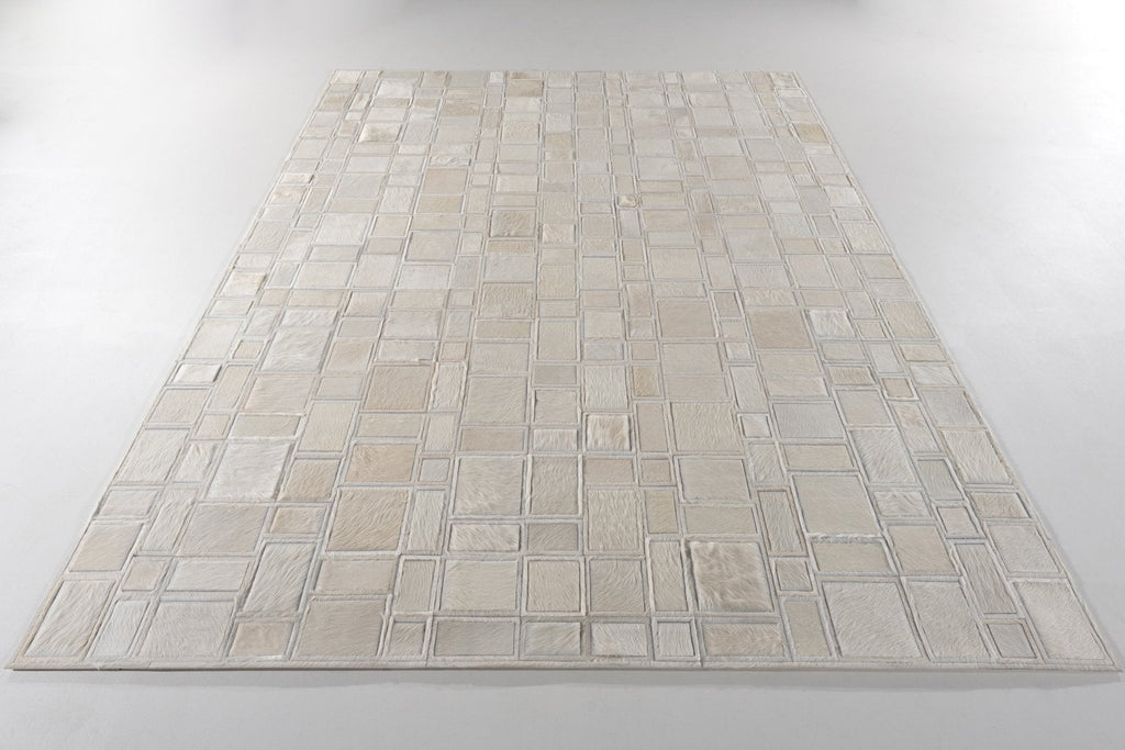 Confusion / Hide Rug / 16164