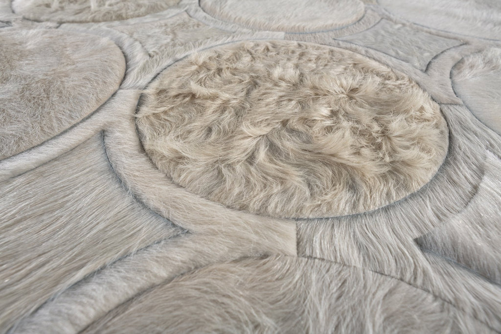 Loop / Hide Rug / 16178