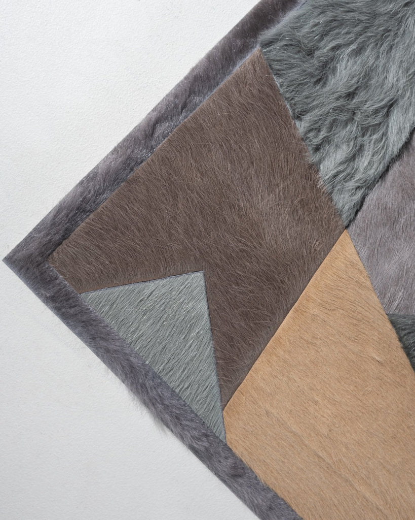 Broken / Hide Rug / 15263