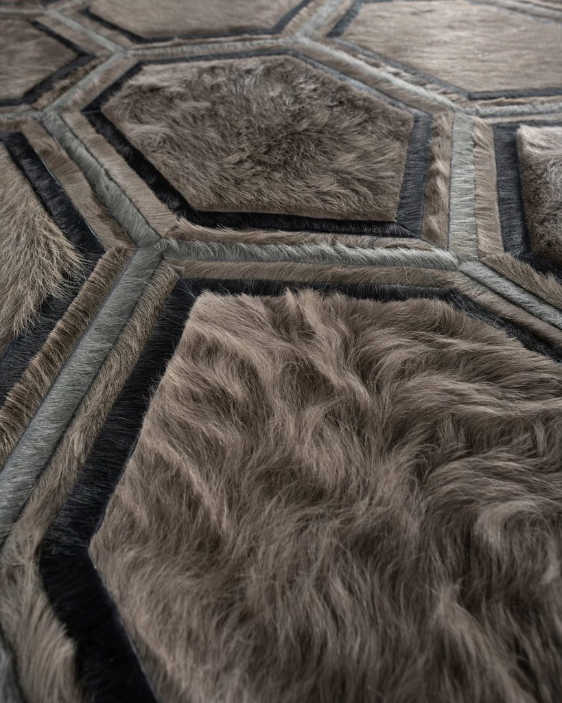 Stack / Hide Rug / 16620