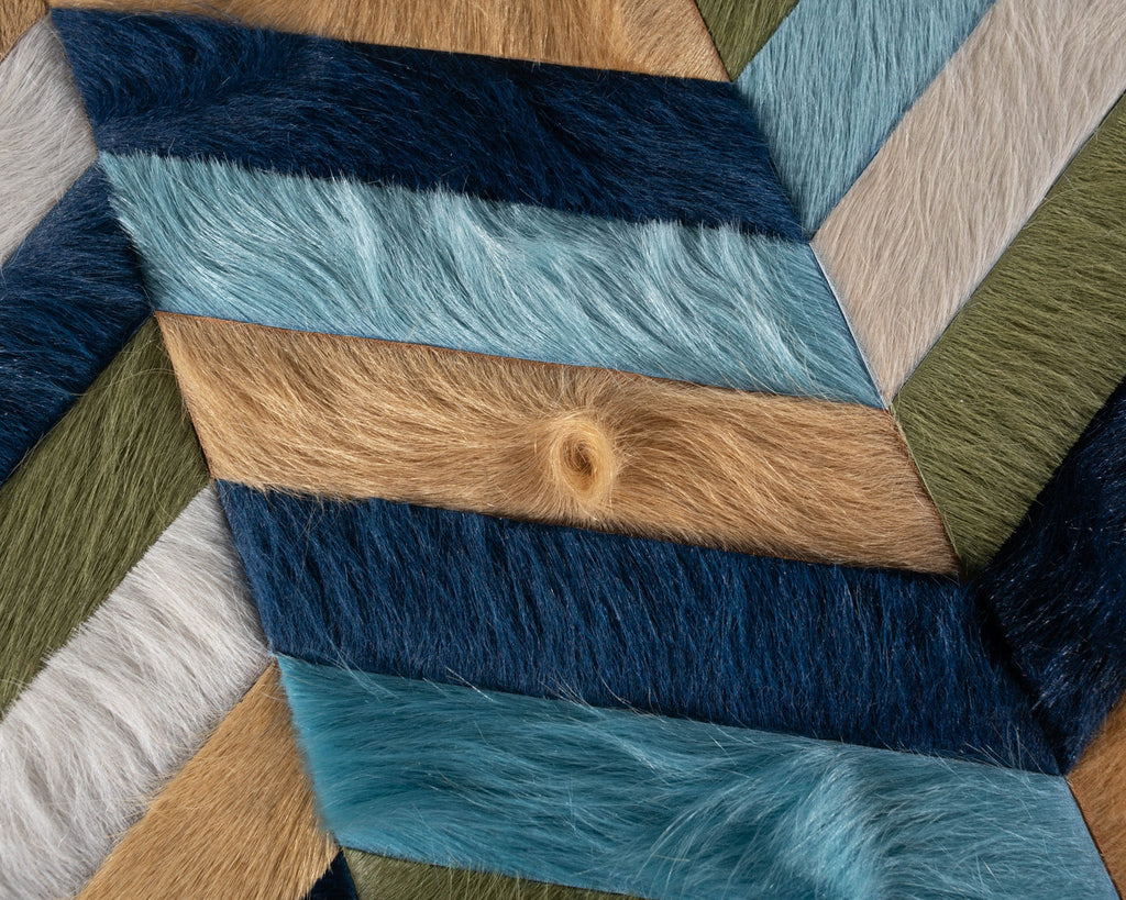 Mr. Crowley / Hide Rug / 17141
