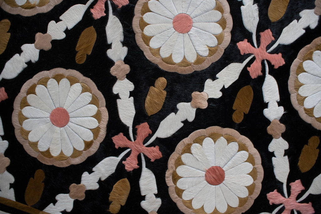 Aubusson / Hide Rug / 15319