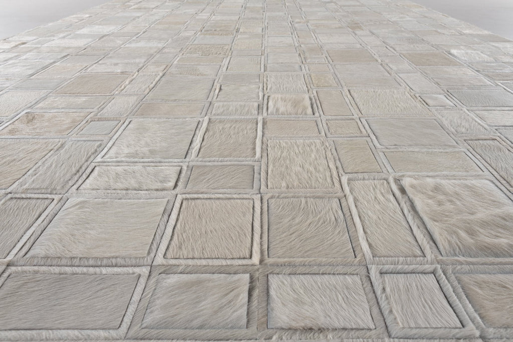 Confusion / Hide Rug / 16164