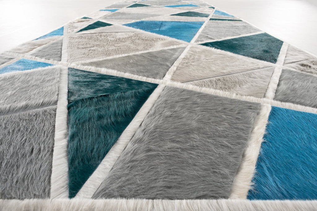 Runway / Hide Rug / 16334