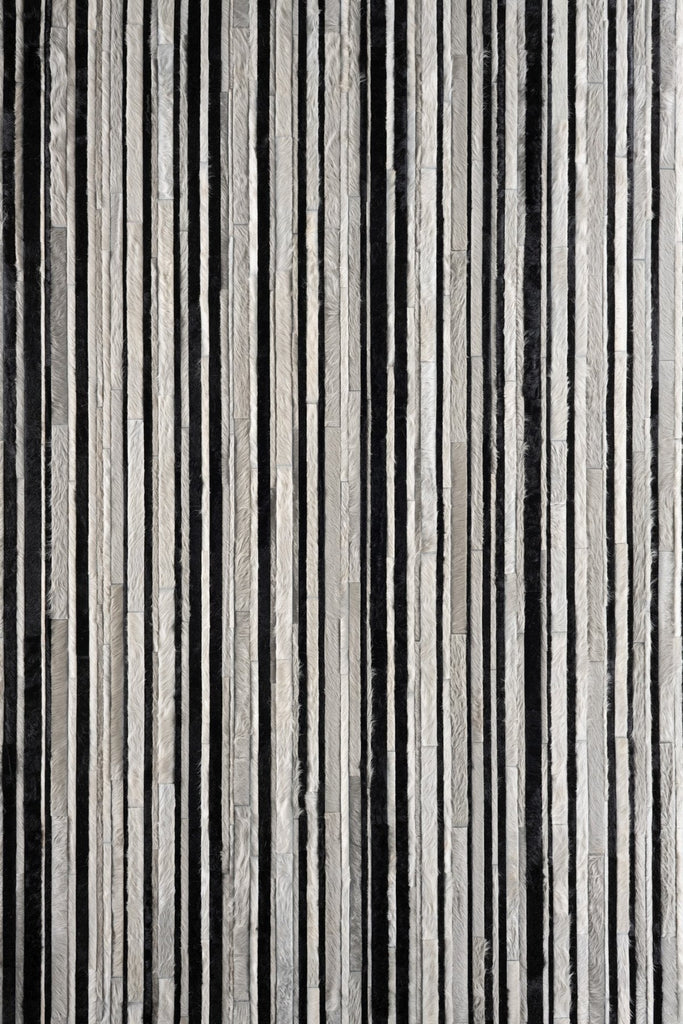 Jet Stream / Hide Rug / 15978