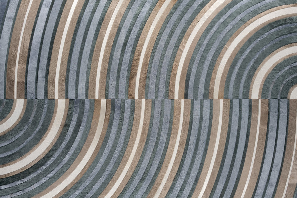 Meridian / Hide Rug / 15696