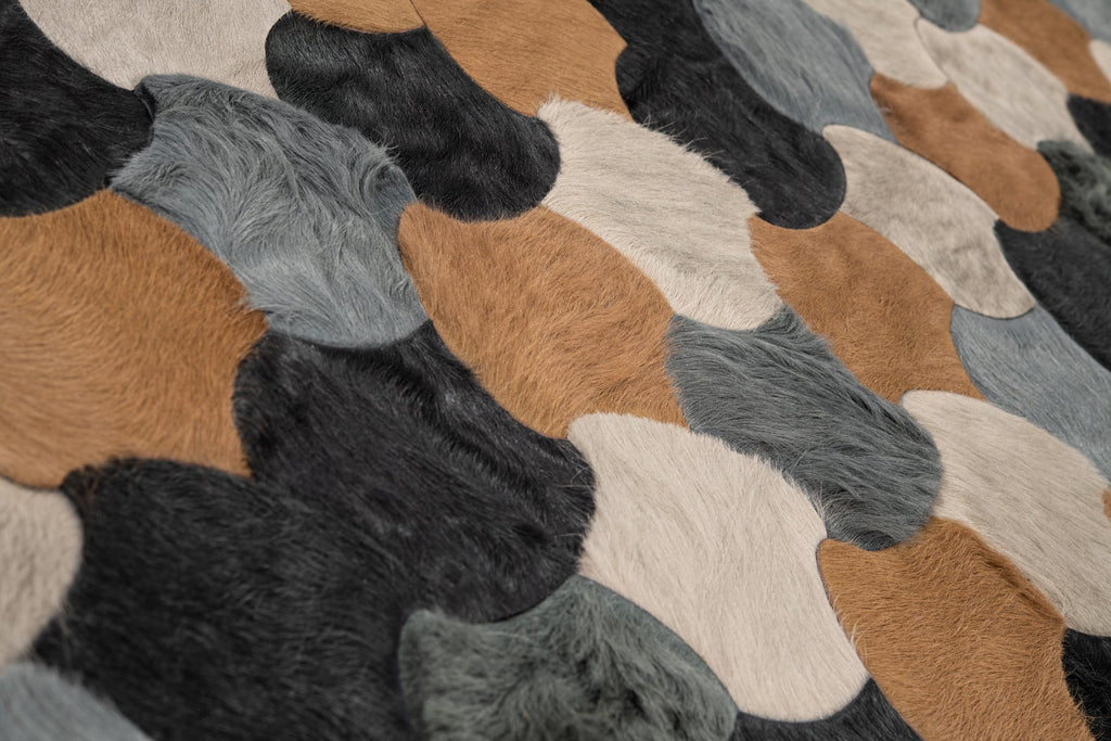 Leigh / Hide Rug / 11876