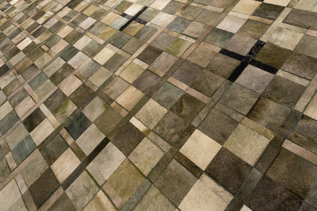 Crossfire / Hide Rug / 13437