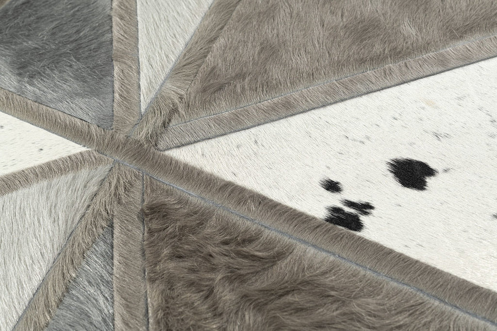 Runway / Hide Rug / 13365