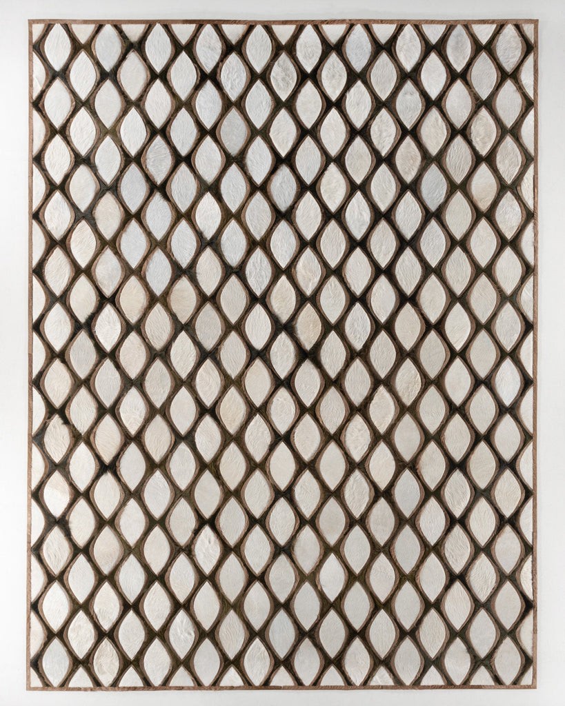 Flaunt / Hide Rug / 16917