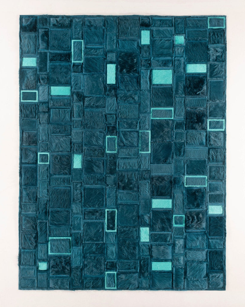 Confusion / Hide Rug / 10311