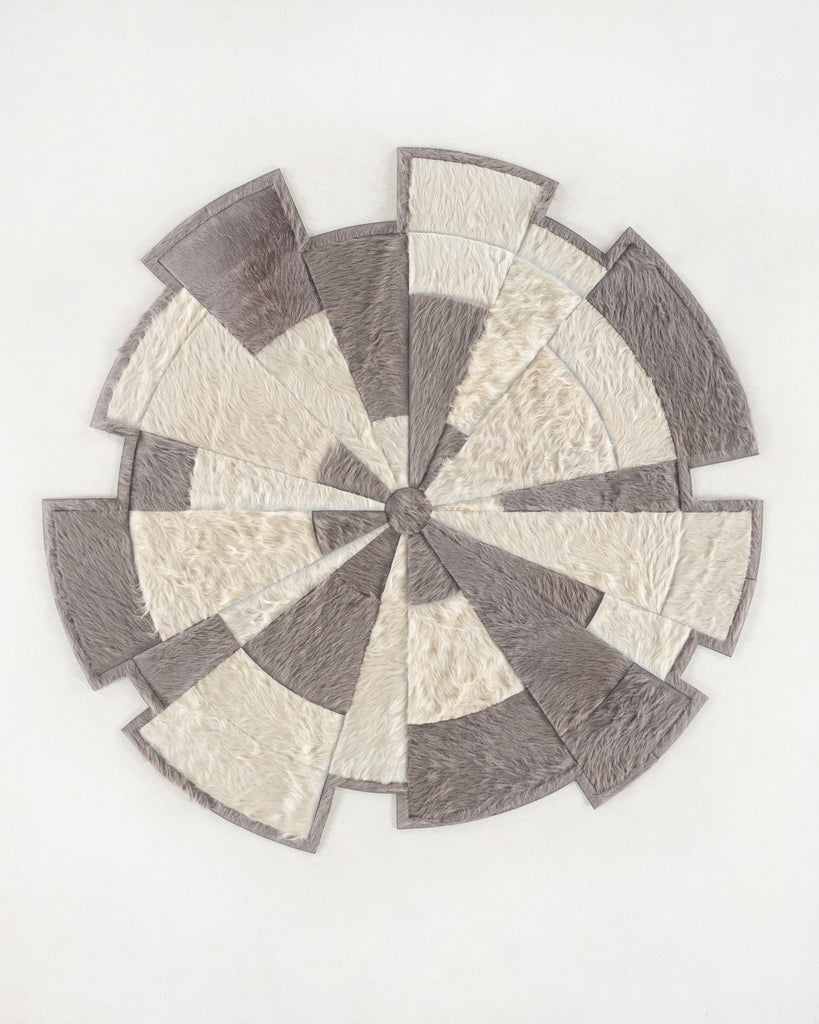 Custom / Hide Rug / 19571