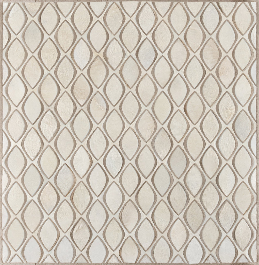 Flaunt / Hide Rug / 18029
