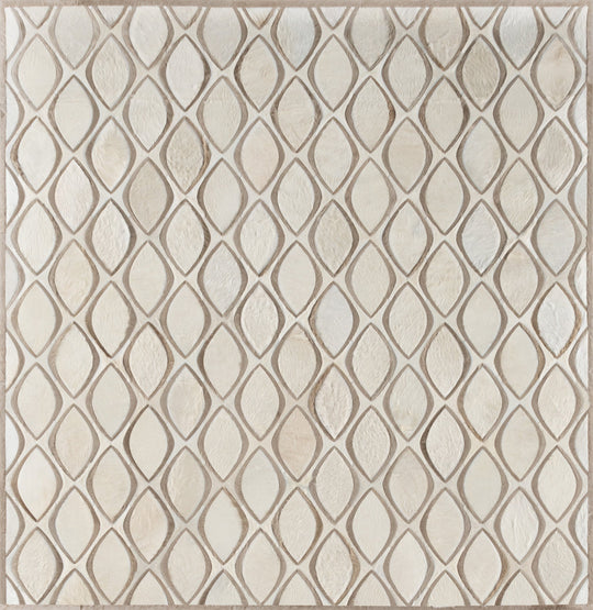 Flaunt / Hide Rug / 18163